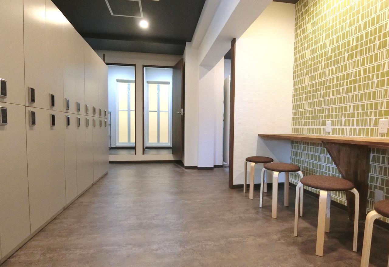 Capsule Hotel Manyudo Kioto Zewnętrze zdjęcie