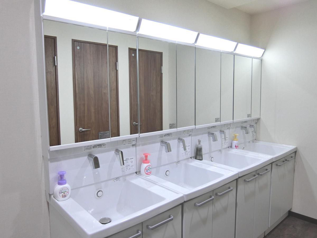 Capsule Hotel Manyudo Kioto Zewnętrze zdjęcie